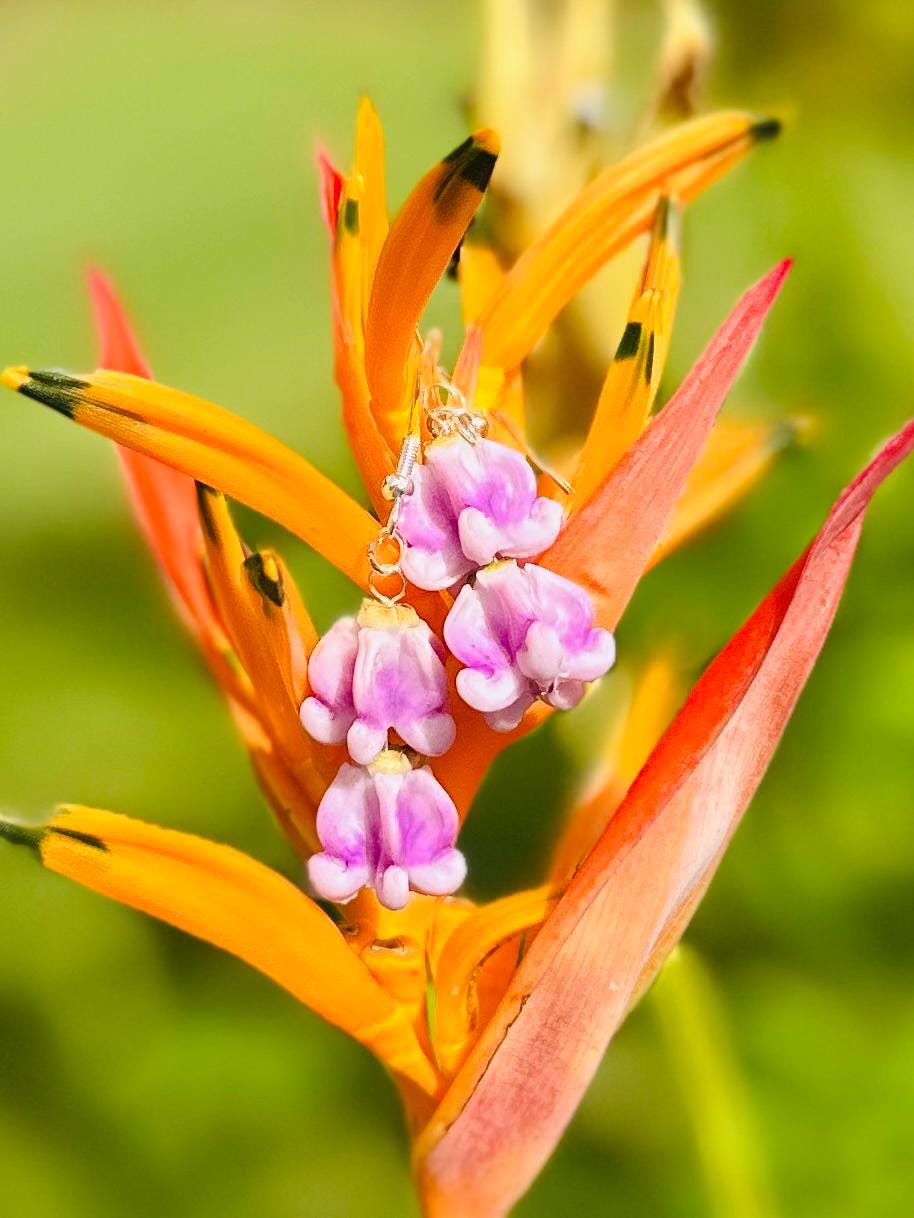 Hawaiian Flower Dangle Earrings – Puakenikeni, Crown Flower, or Pakalana