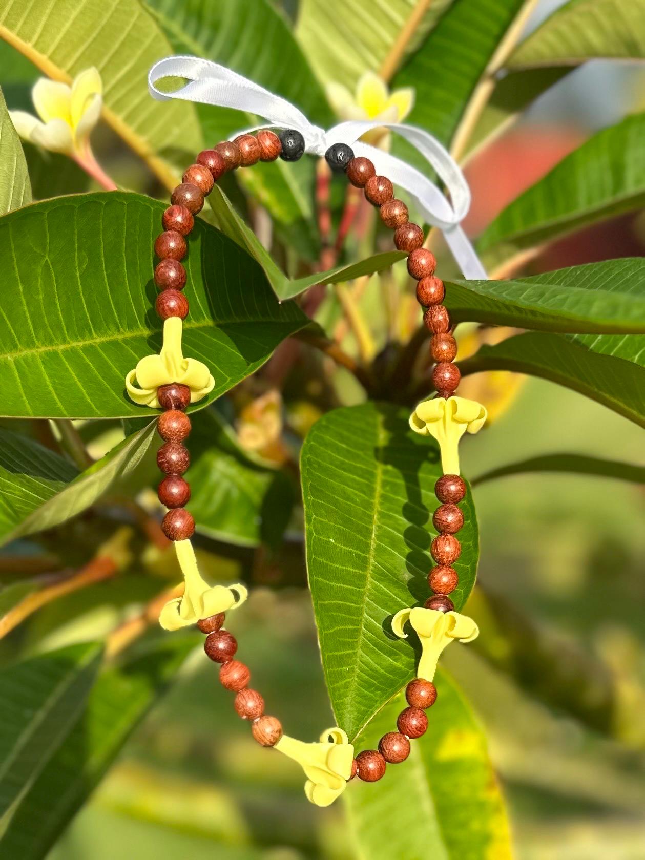 Puakenikeni Car Lei, Car Charm, Rearview Mirror Accessory, Forever Lei