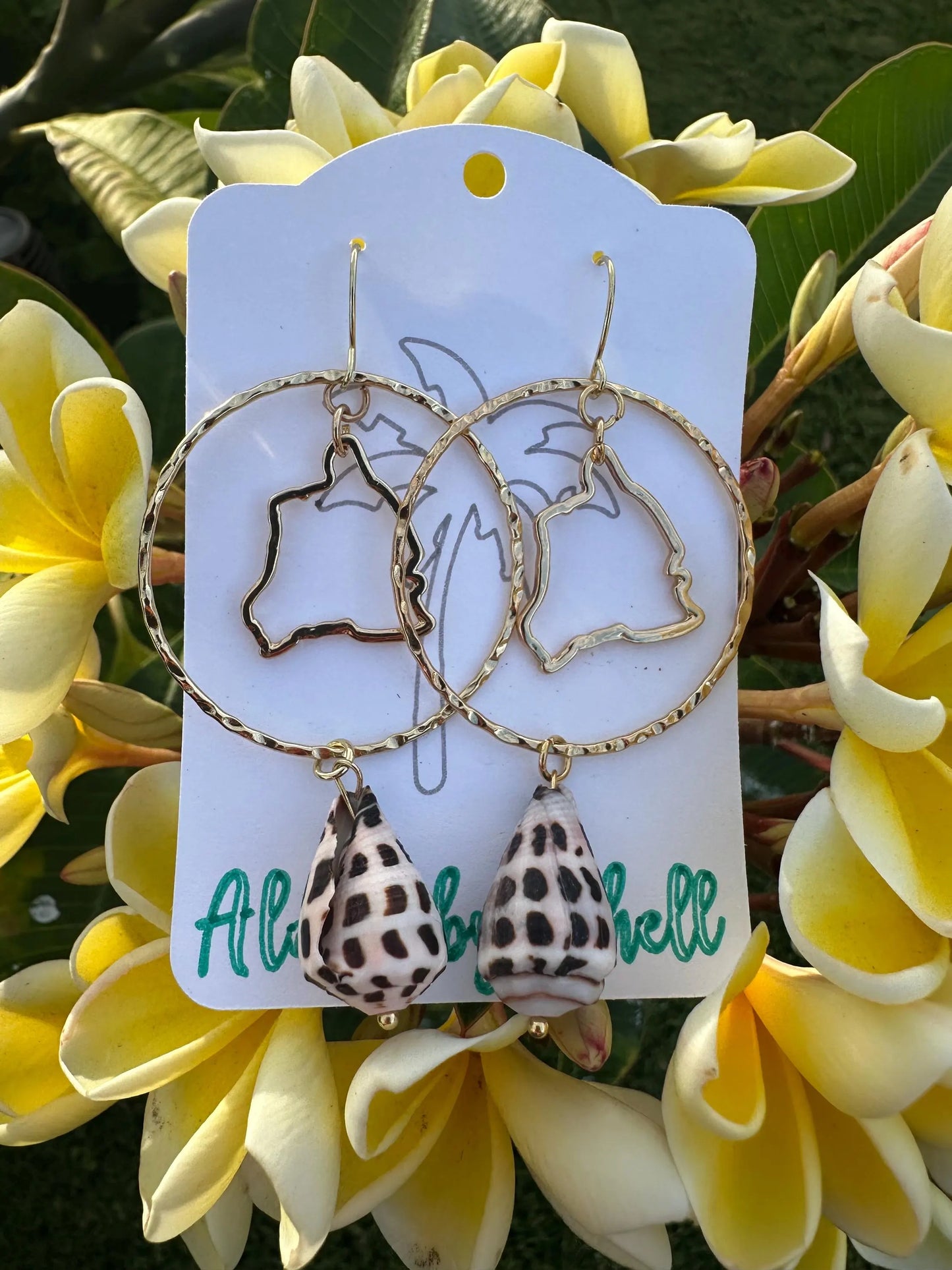 Hawaiian Dangle Earrings – Shell or Pearl Beads, Gold Plated