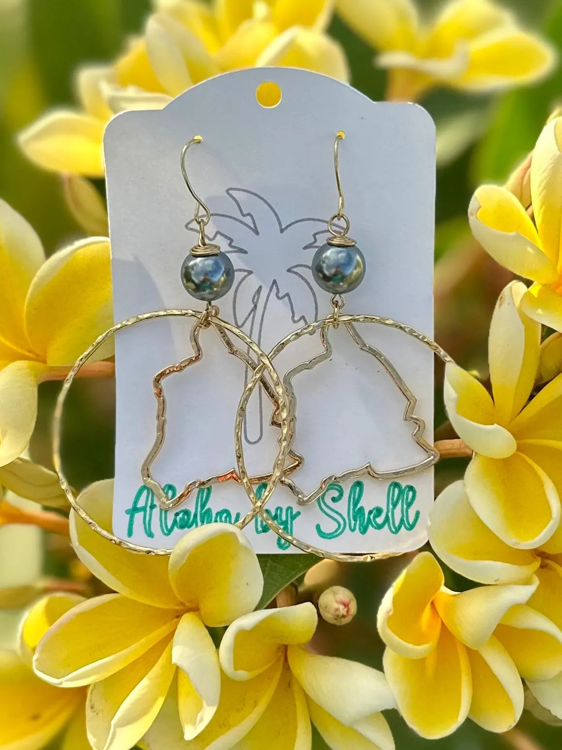 Hawaiian Dangle Earrings – Shell or Pearl Beads, Gold Plated