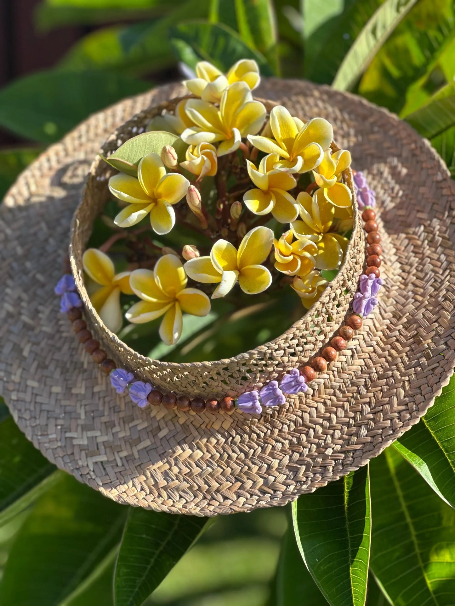 Hat Lei Charm – Papale Lei with Pikake or Crown Flowers, Adjustable Hawaiian Hat Accessory