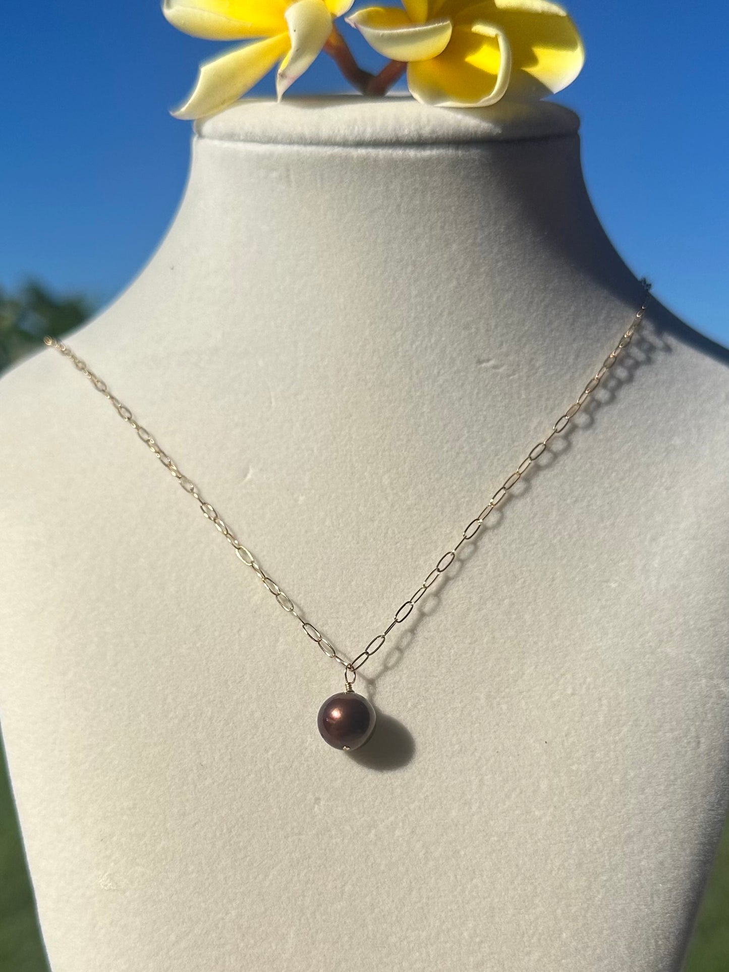 9mm Chocolate Tahitian Pearl Necklace – 14k Gold Filled Paperclip Chain – Luxe Hawaiian Jewelry (Copy)