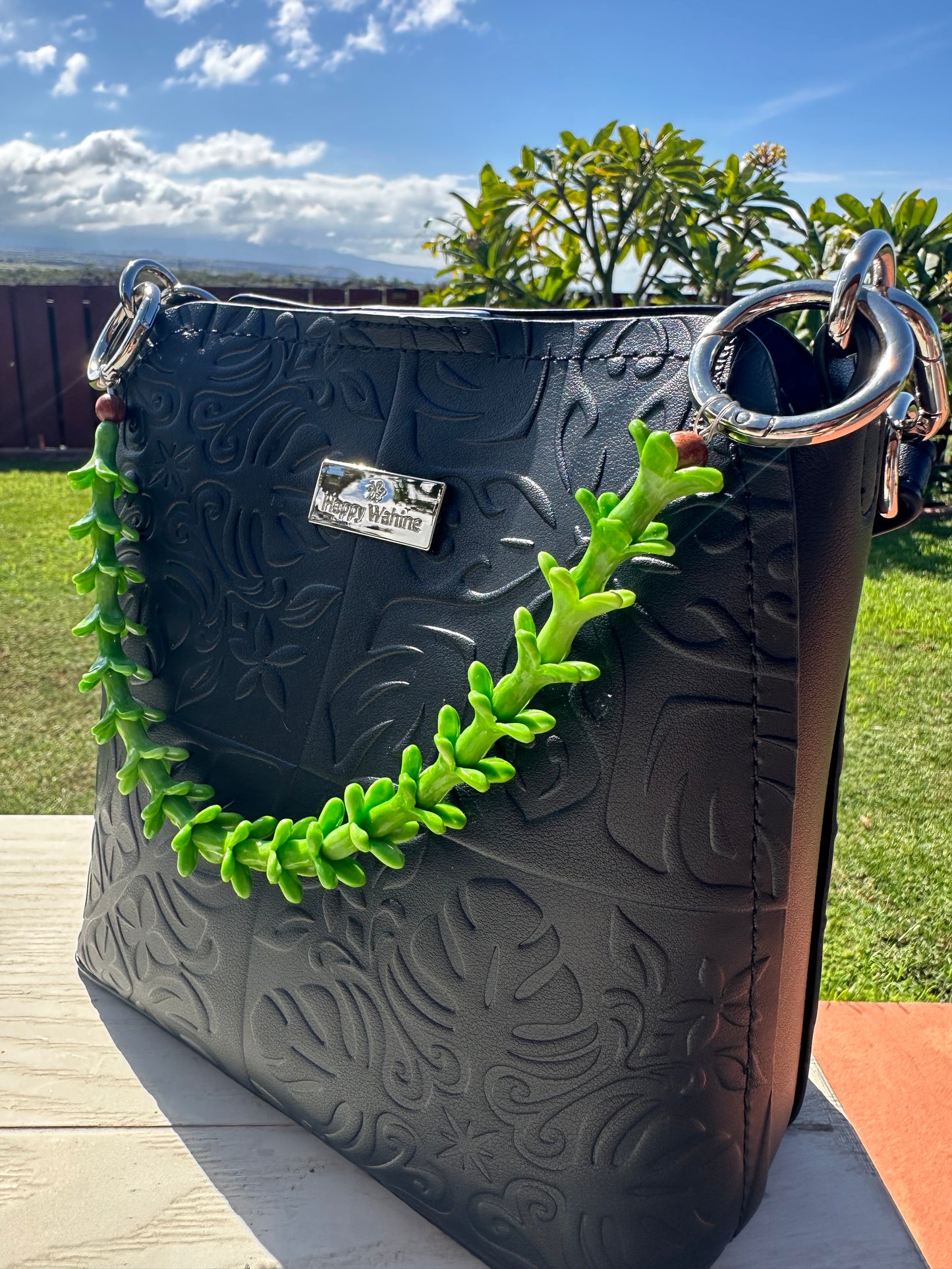 Handmade Pakalana Flower Purse Charm: Tropical Bag Lei