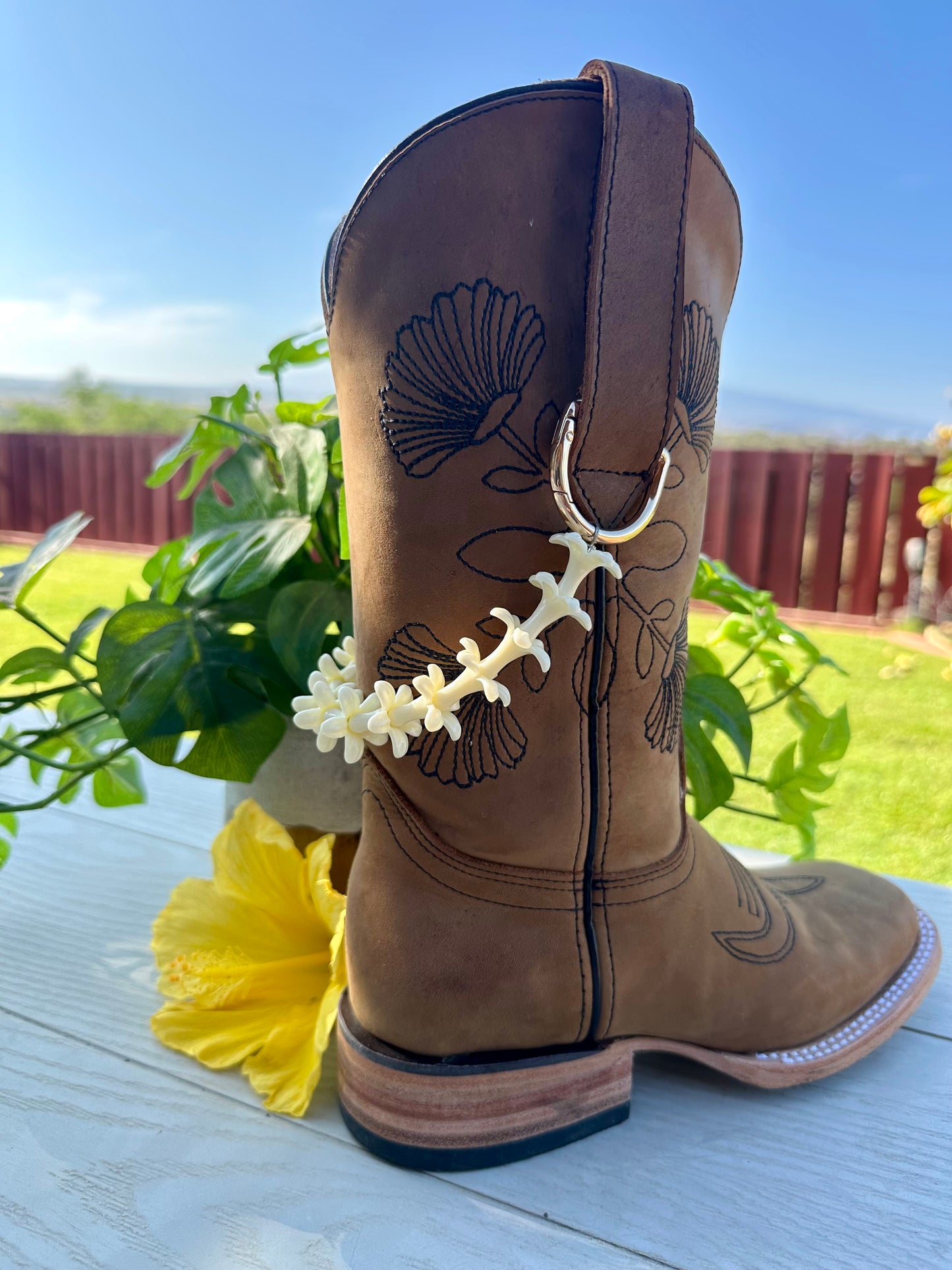Handmade Cowboy Boot Lei | Hawaiian Floral Western Accessory