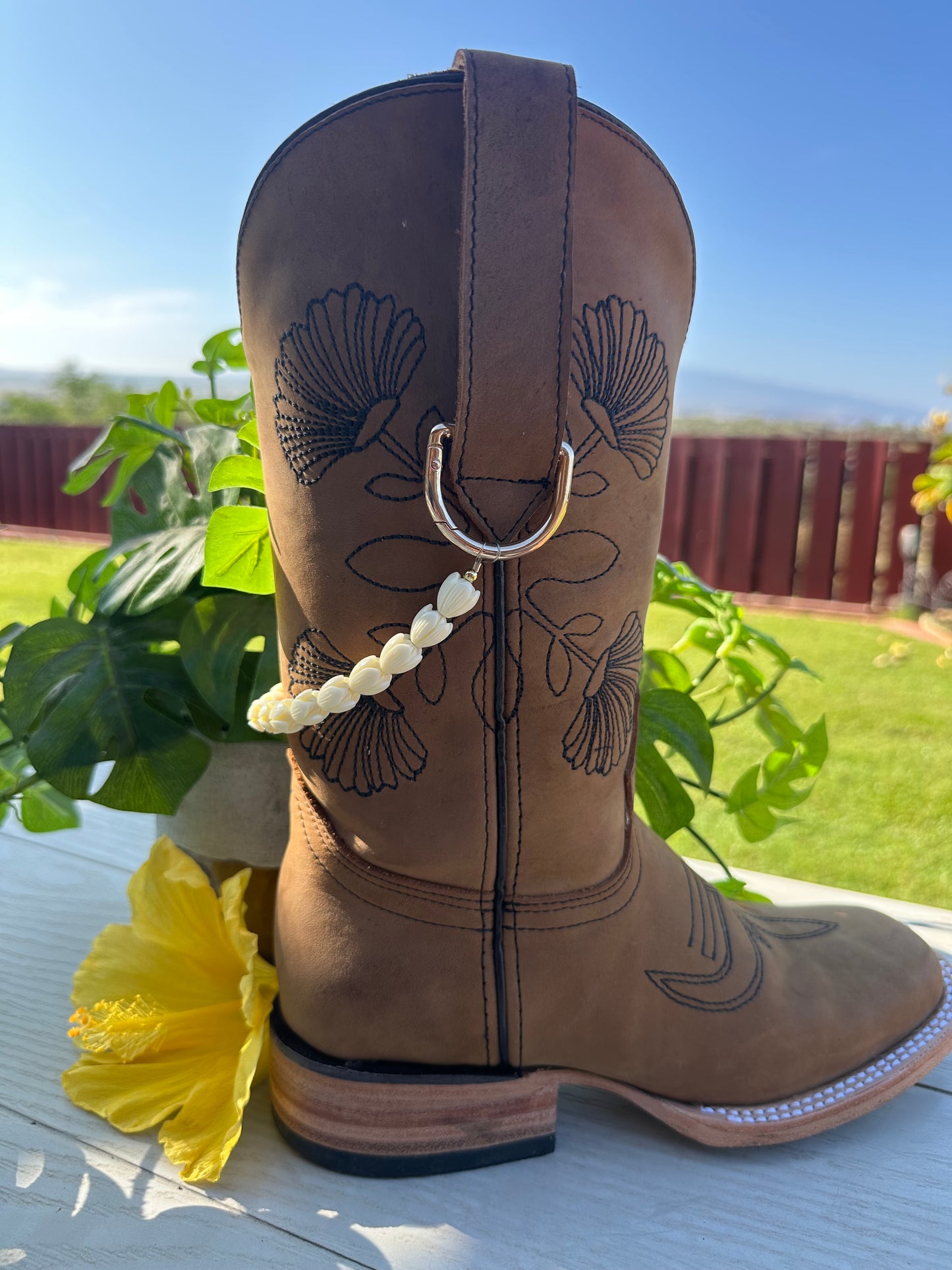 Handmade Cowboy Boot Lei | Hawaiian Floral Western Accessory